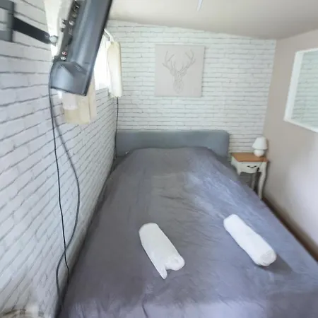 Hi-bp Garden Batsanyi Tiny House Near The Train With Free Parking Appartamento *